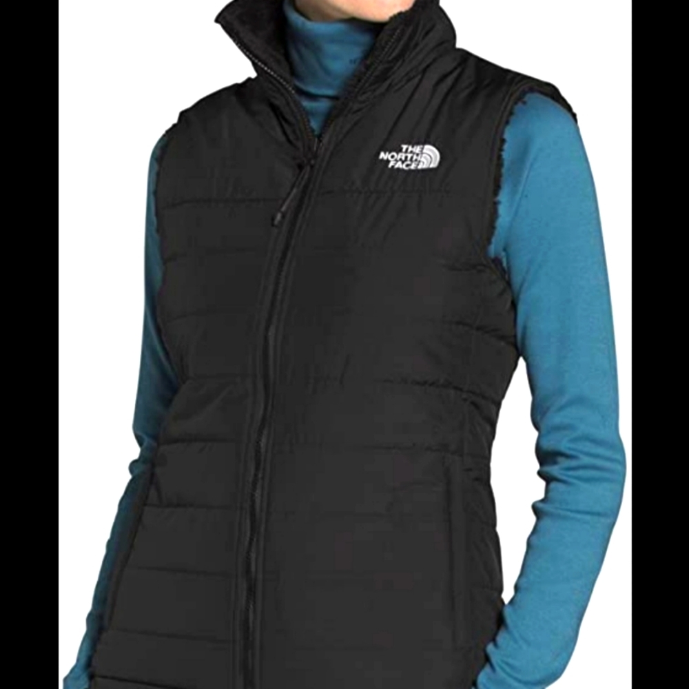 The North face mossbud insulated reversible vest.